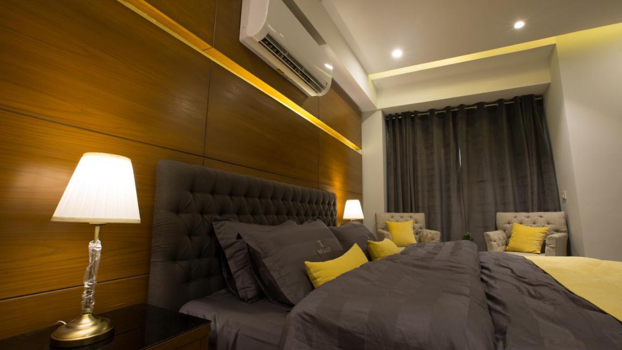 Space Luxury Rental Suites Rawalpindi Exterior photo